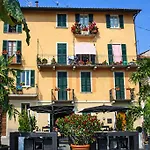Piazzetta Cannobio